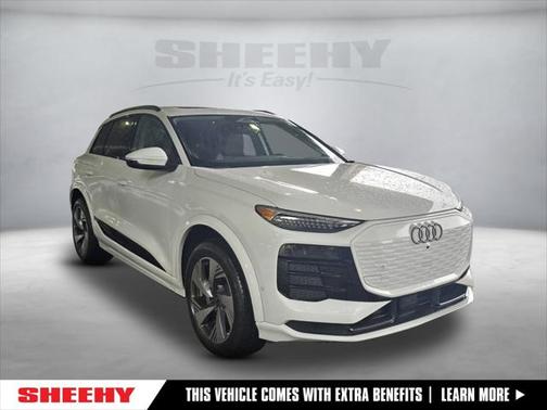 2025 Audi Q6 e-tron Premium Plus quattro