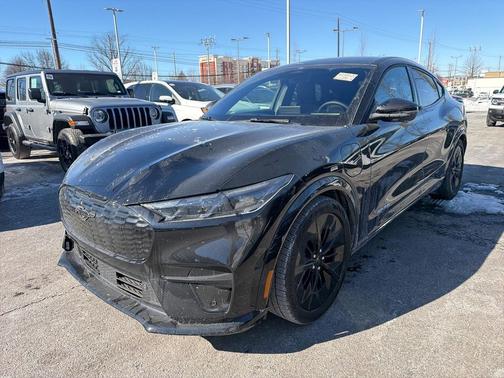 2025 Ford Mustang Mach-E GT