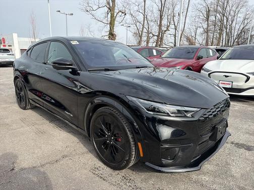 2025 Ford Mustang Mach-E GT