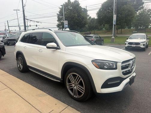 Diamond White Metallic 2021 Mercedes-Benz GLS 450 4MATIC