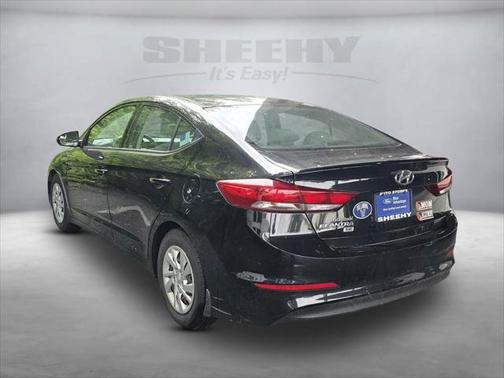 2018 Hyundai ELANTRA SE