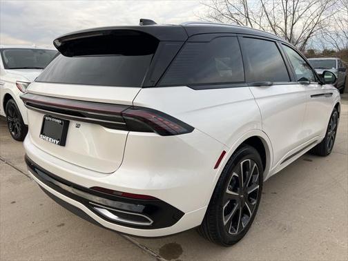 2025 Lincoln Nautilus Reserve