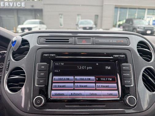 Night Blue 2015 Volkswagen Tiguan Auto S