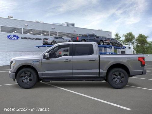 2025 Ford F-150 Lightning LARIAT