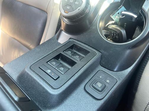 Velocity Blue Metallic 2024 Ford Bronco Wildtrak