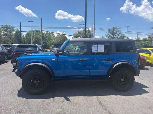 Velocity Blue Metallic 2024 Ford Bronco Wildtrak