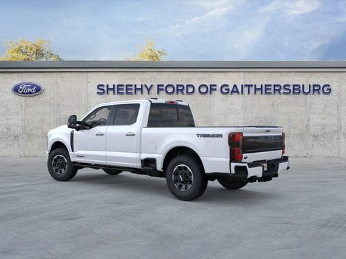 Star White Metallic Tri-Coat 2026 Ford F-250 Platinum