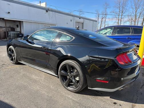 2022 Ford Mustang GT Premium