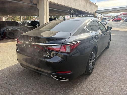 2023 Lexus ES 350 Base