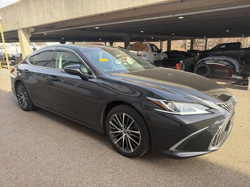 2023 Lexus ES 350 Base