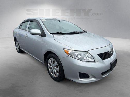 Classic Silver Metallic 2009 Toyota Corolla LE