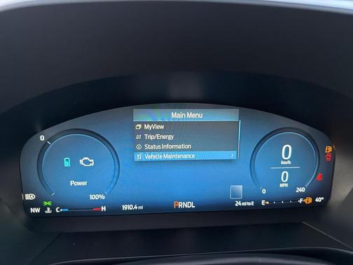 2025 Ford Escape Platinum