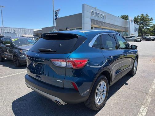 Dark Persian Green Metallic 2020 Ford Escape SE