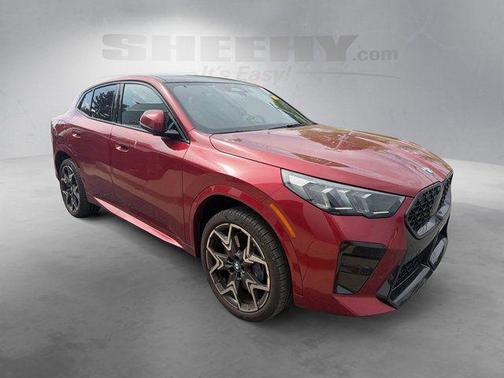 Red Metallic 2025 BMW X2 xDrive28i