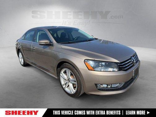 2015 Volkswagen Passat 1.8T Auto SE w/Sunroof & Nav