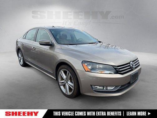 2015 Volkswagen Passat 1.8T Auto SE w/Sunroof & Nav