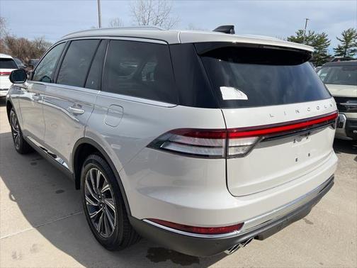2025 Lincoln Aviator Premiere