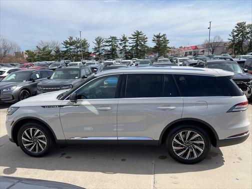 2025 Lincoln Aviator Premiere