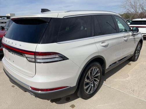 2025 Lincoln Aviator Premiere
