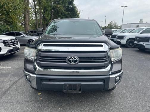 2015 Toyota Tundra SR5