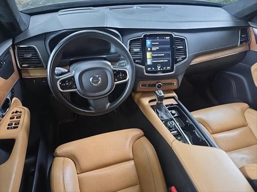 2019 Volvo XC90 T6 Inscription
