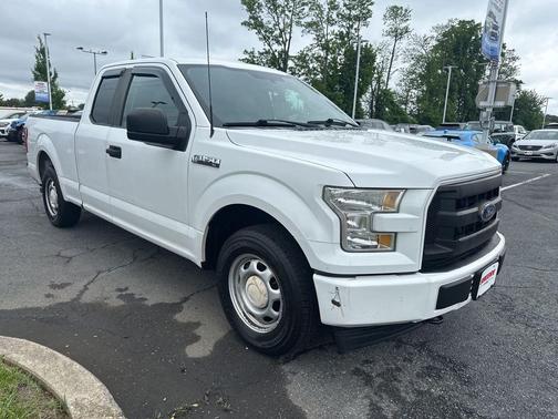 Oxford White 2017 Ford F-150 XL