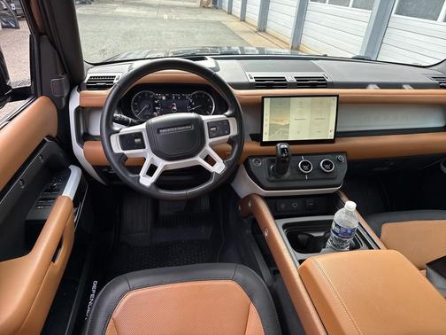 2023 Land Rover Defender 110 X-Dynamic SE
