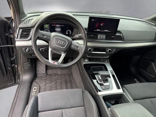 2023 Audi Q5 e 55 S line Prestige