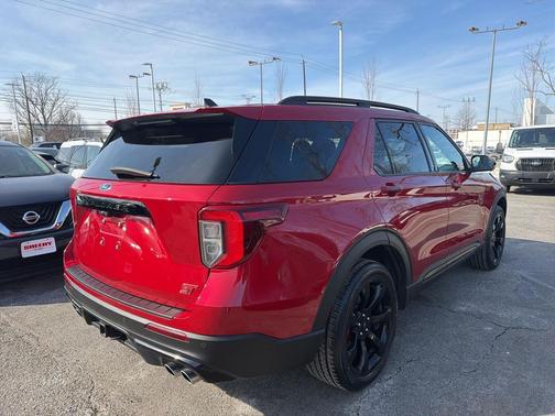 2021 Ford Explorer ST