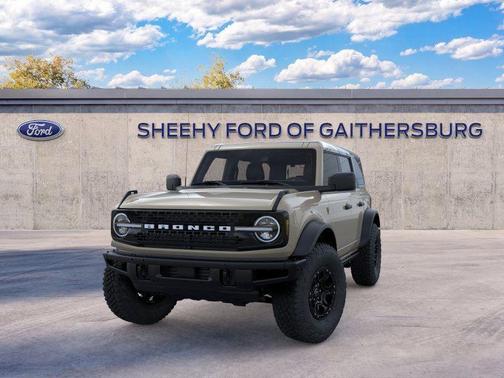 Desert Sand 2026 Ford Bronco Badlands