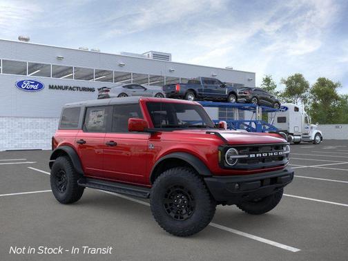 Ruby Red Metallic Tinted Clearcoat 2026 Ford Bronco Outer Banks