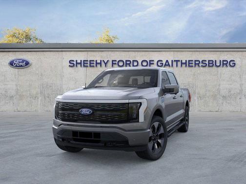 2025 Ford F-150 Lightning Platinum