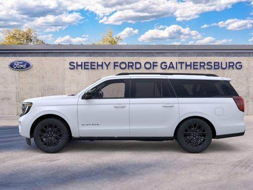 Star White Metallic Tri-Coat 2026 Ford Expedition Max Platinum