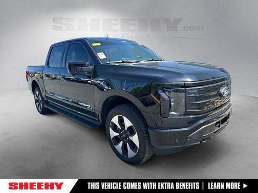 Agate Black Metallic 2024 Ford F-150 Lightning Platinum