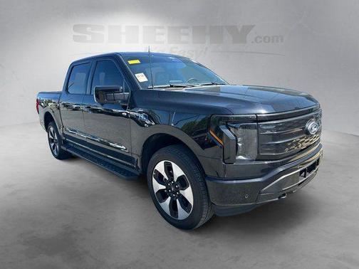 Agate Black Metallic 2024 Ford F-150 Lightning Platinum