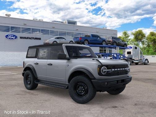 Avalanche Gray 2026 Ford Bronco Outer Banks