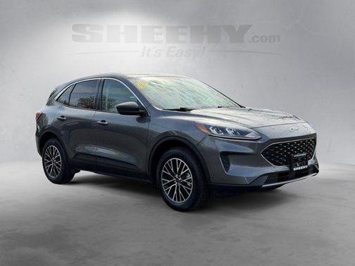 Carbonized Gray Metallic 2022 Ford Escape SE