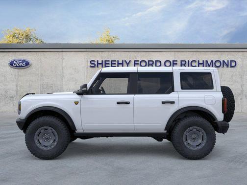 Oxford White 2025 Ford Bronco Badlands