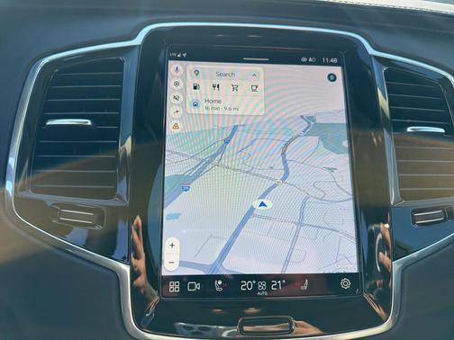 2023 Volvo XC90 B6 Ultimate 6-Seater