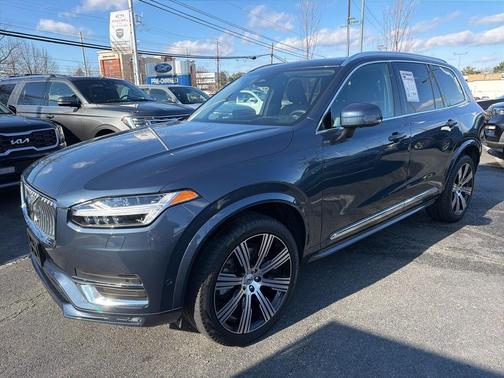 2023 Volvo XC90 B6 Ultimate 6-Seater