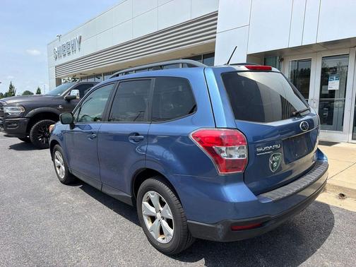 Quartz Blue 2015 Subaru Forester 2.5i Premium
