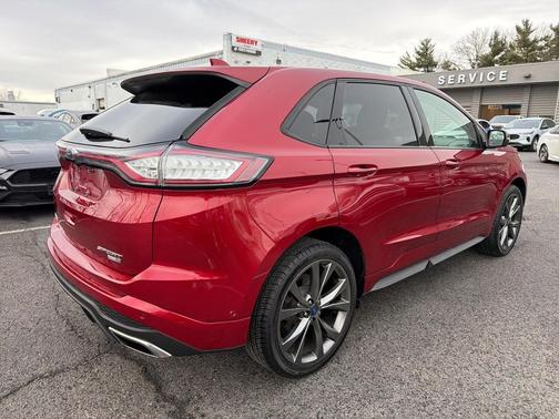 2018 Ford Edge Sport