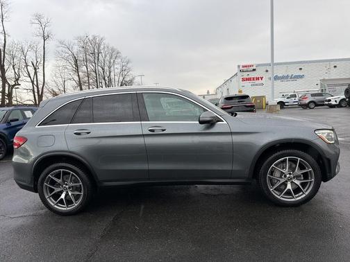 2021 Mercedes-Benz GLC 300 4MATIC