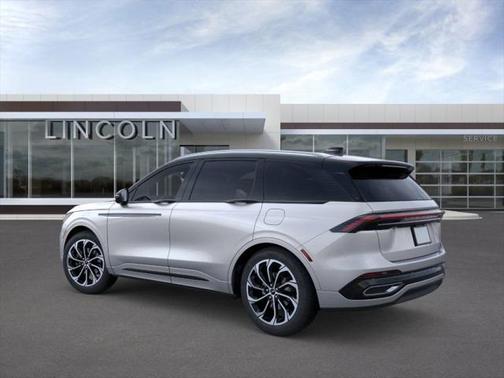 2025 Lincoln Nautilus Reserve