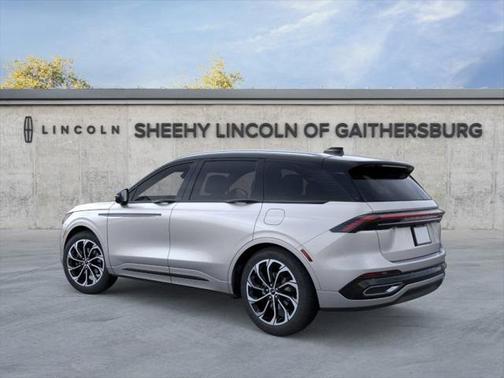 2025 Lincoln Nautilus Reserve