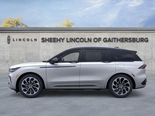 2025 Lincoln Nautilus Reserve