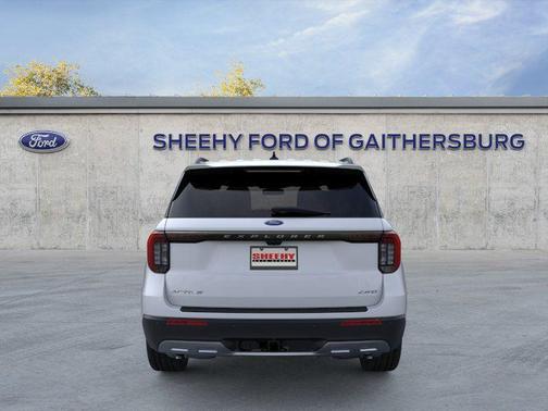 Space White Metallic 2026 Ford Explorer Active