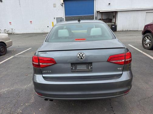 2015 Volkswagen Jetta 1.8T Sport
