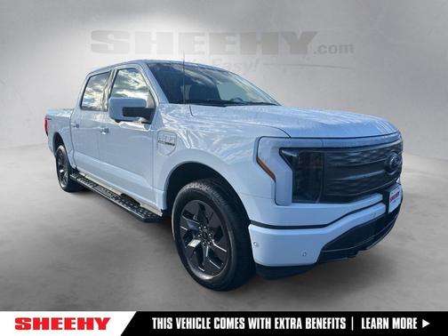 2023 Ford F-150 Lightning LARIAT