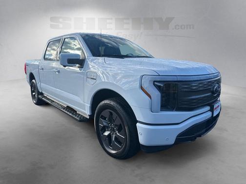2023 Ford F-150 Lightning LARIAT